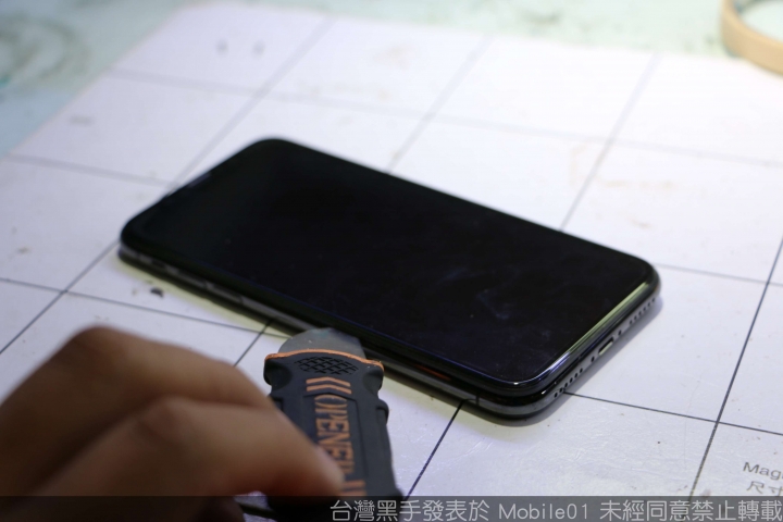 iPhone X 中國翻新 不開機故障簡易維修方式分享