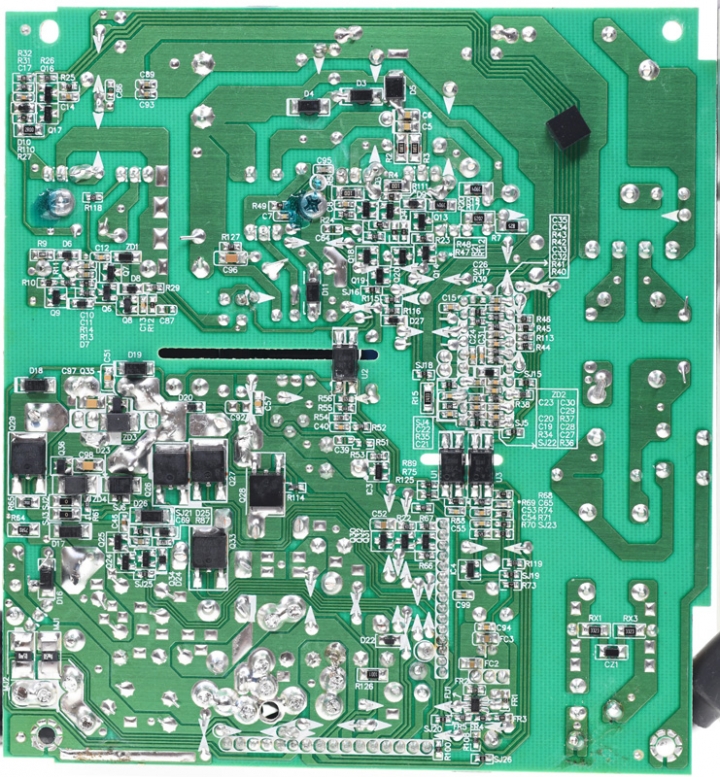 全漢代工的be quiet! PURE POWER 10 500W開箱測試