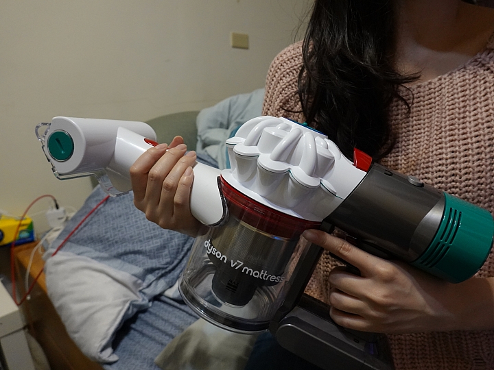 <Dyson V7 mattress> 手持無線除蟎吸塵器 戴森狠行 塵蟎無所遁形