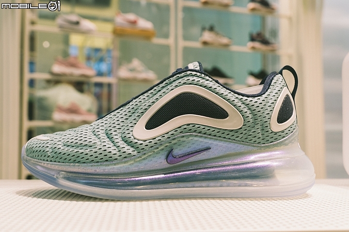 Air Max 720搶先開售  NIKE KICKS LOUNGE X 信義 A11隆重開幕