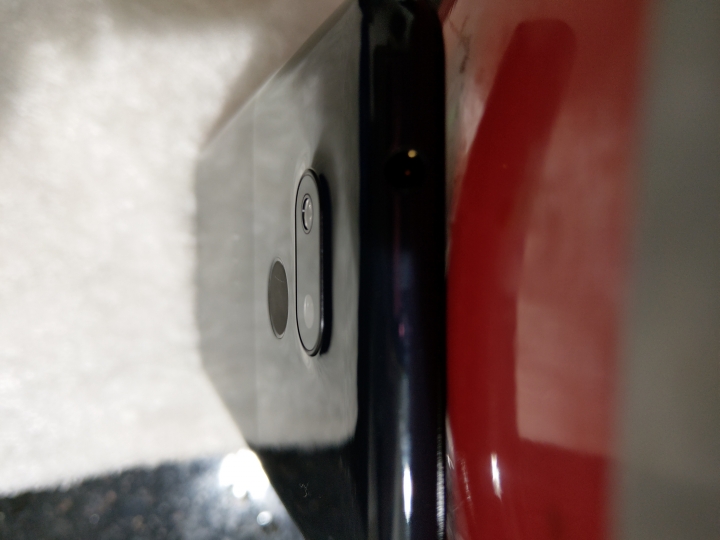 開箱: Desire 12s黑色簡單心得