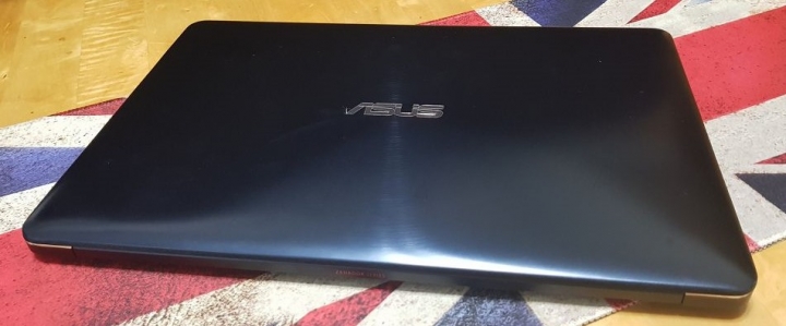 大小雙螢幕通吃的ZenBook Pro 15 UX580新入手開箱