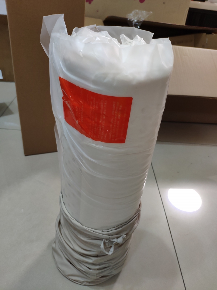 小米有品枕頭、晒衣架開箱