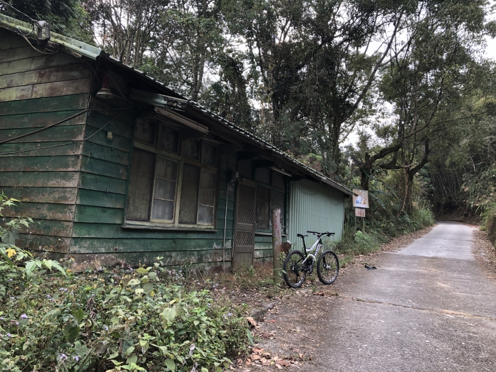 人倫林道-前後避初體驗