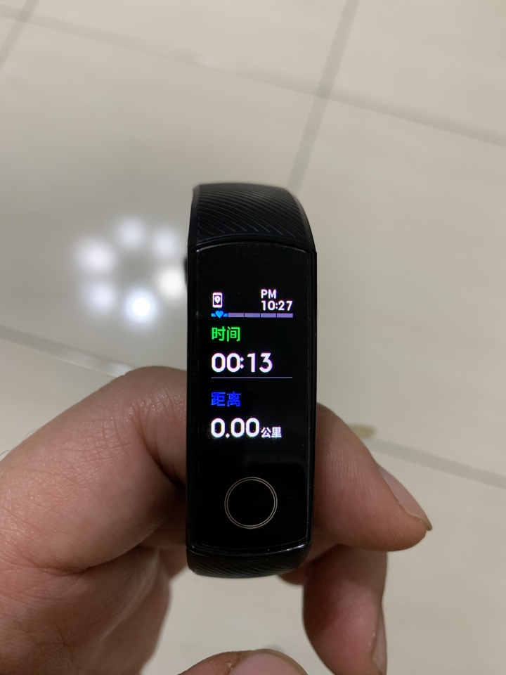 【開箱】華為榮耀4 智慧手環
