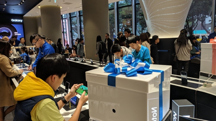體驗『微風南山三星智慧體驗館』~科技感十足的體驗館