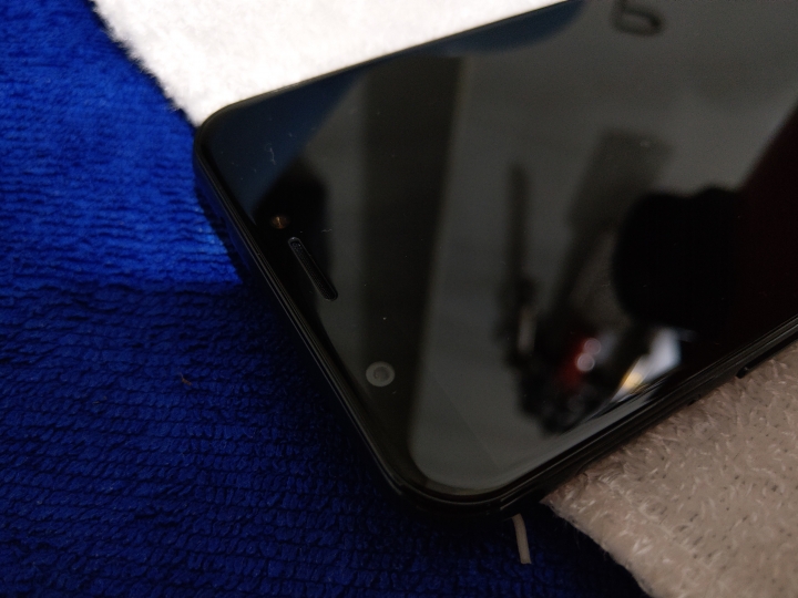 開箱: Desire 12s黑色簡單心得