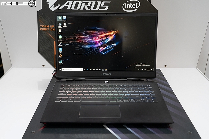 Gigabyte 推出 Aero 15 與 AORUS 15 電競筆電 導入 AI 讓效能運用更有效率！