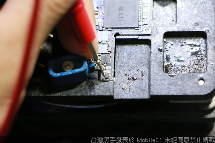 iPhone X 中國翻新 不開機故障簡易維修方式分享
