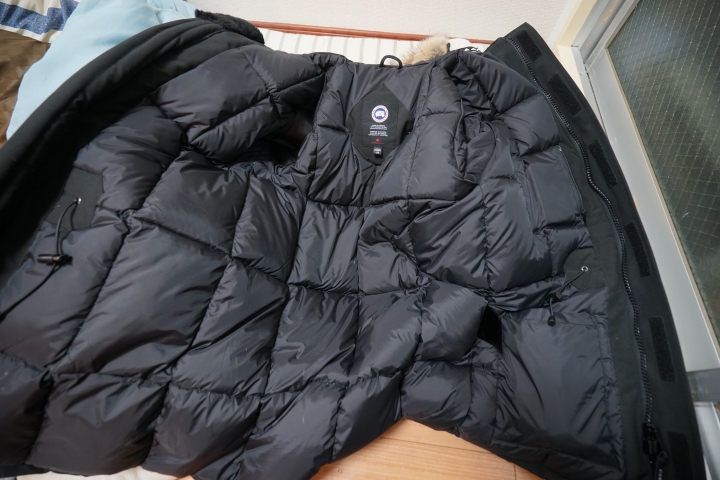 寒冬中的暖流CANADA GOOSE 開箱介紹