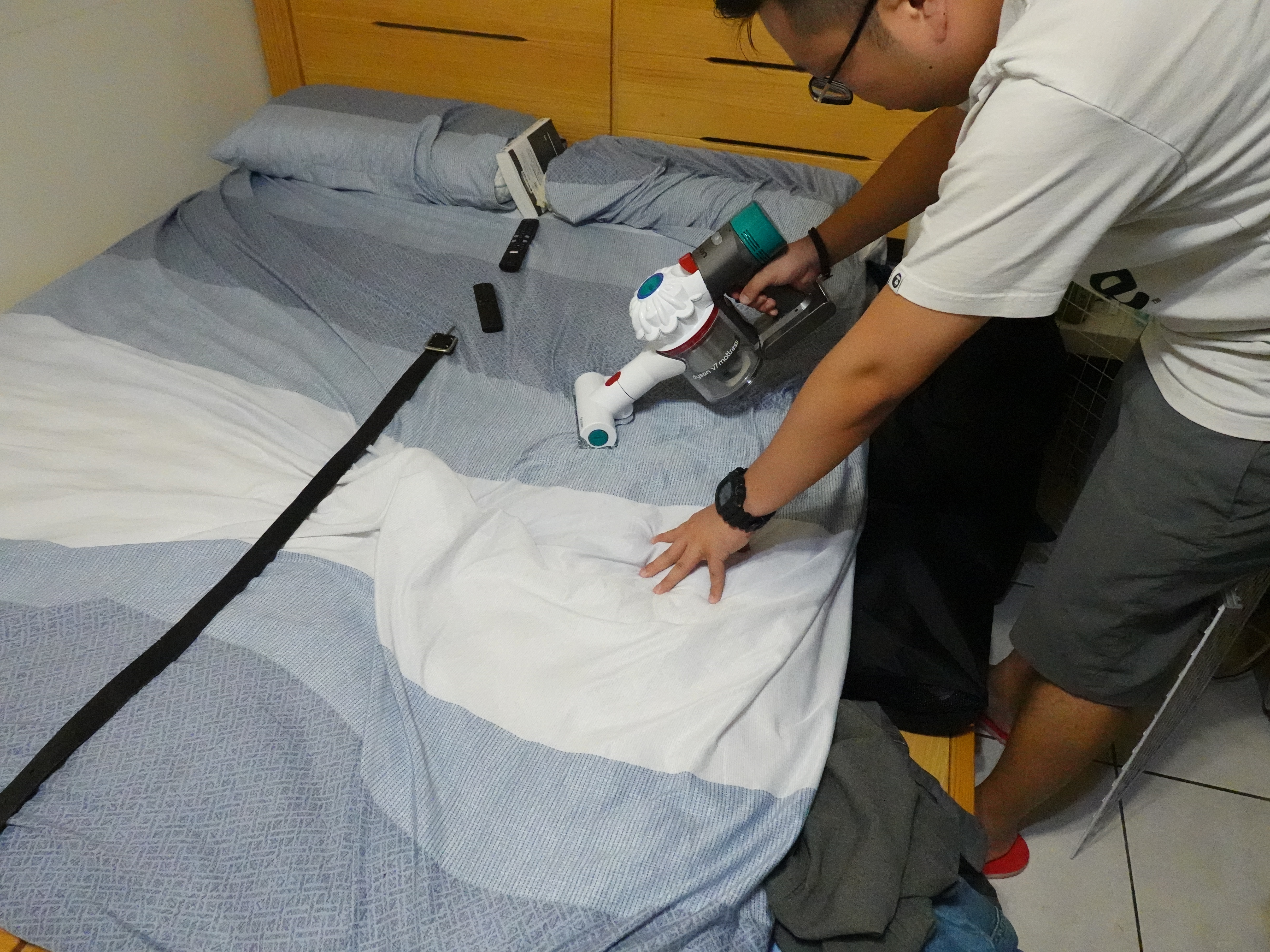 <Dyson V7 mattress> 手持無線除蟎吸塵器 戴森狠行 塵蟎無所遁形