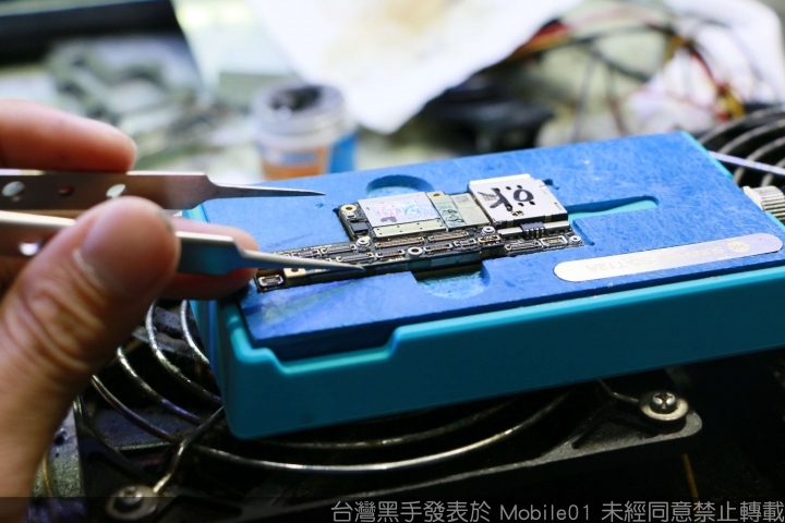 iPhone X 中國翻新 不開機故障簡易維修方式分享
