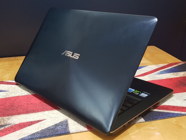 大小雙螢幕通吃的ZenBook Pro 15 UX580新入手開箱