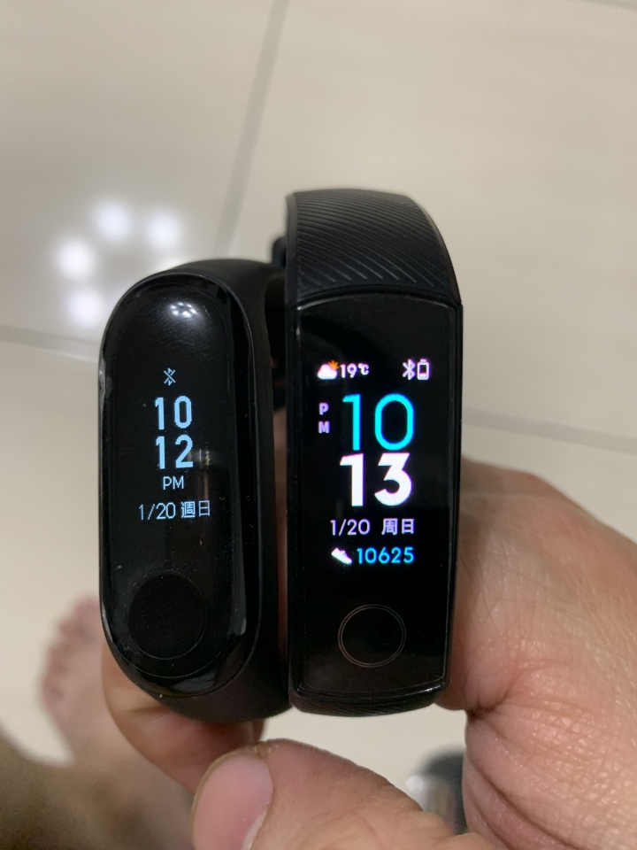 【開箱】華為榮耀4 智慧手環