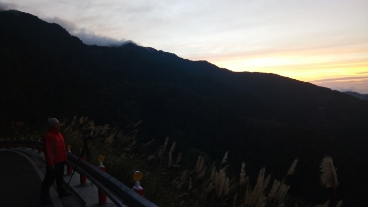 尖石鄉秀巒村,控溪吊橋/軍艦岩吊橋楓紅美景