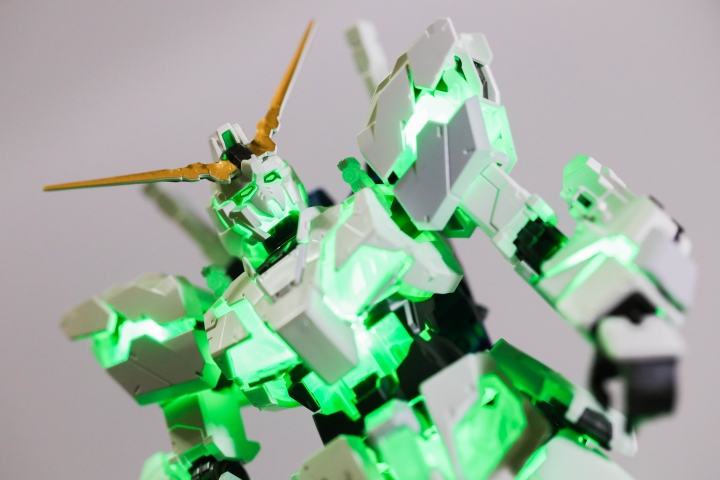 台場 獨角獸鋼彈 RG 1/144 LED限量版 BANDAI 萬代 THE GUNDAM BASE LIMITED RX-0 UCINORN GUNDAM 開箱痛心組裝