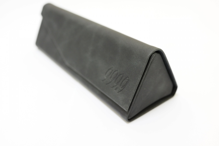 簡單開箱-999.9之S-823T