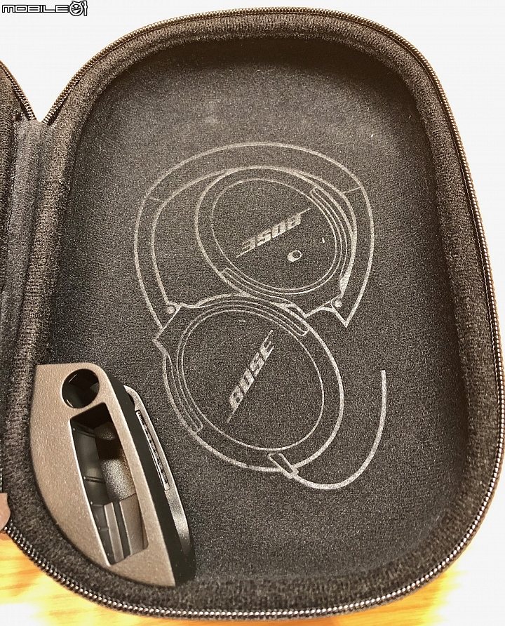 冷飯熱炒 - BOSE QC25黑金限量版抗噪耳機開箱分享