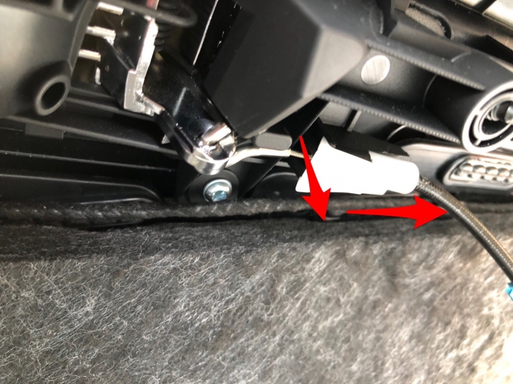 AUDI A4 B8 前門喇叭DIY更換