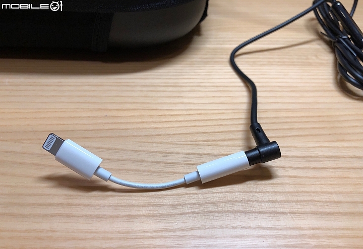 冷飯熱炒 - BOSE QC25黑金限量版抗噪耳機開箱分享