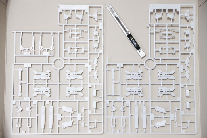 台場 獨角獸鋼彈 RG 1/144 LED限量版 BANDAI 萬代 THE GUNDAM BASE LIMITED RX-0 UCINORN GUNDAM 開箱痛心組裝