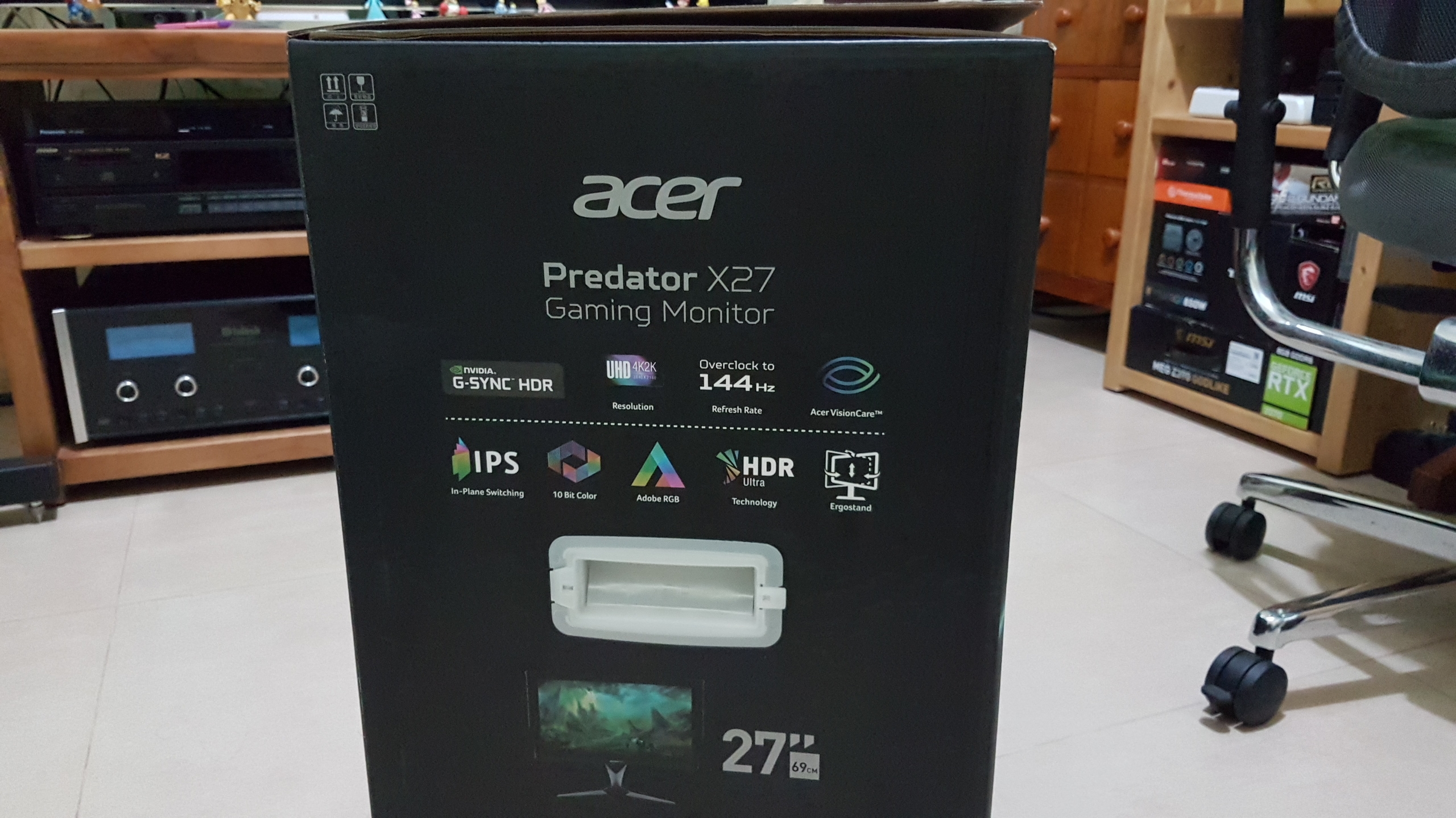 ACER predator x27 Ips對比也能很讚的螢幕新年小開箱