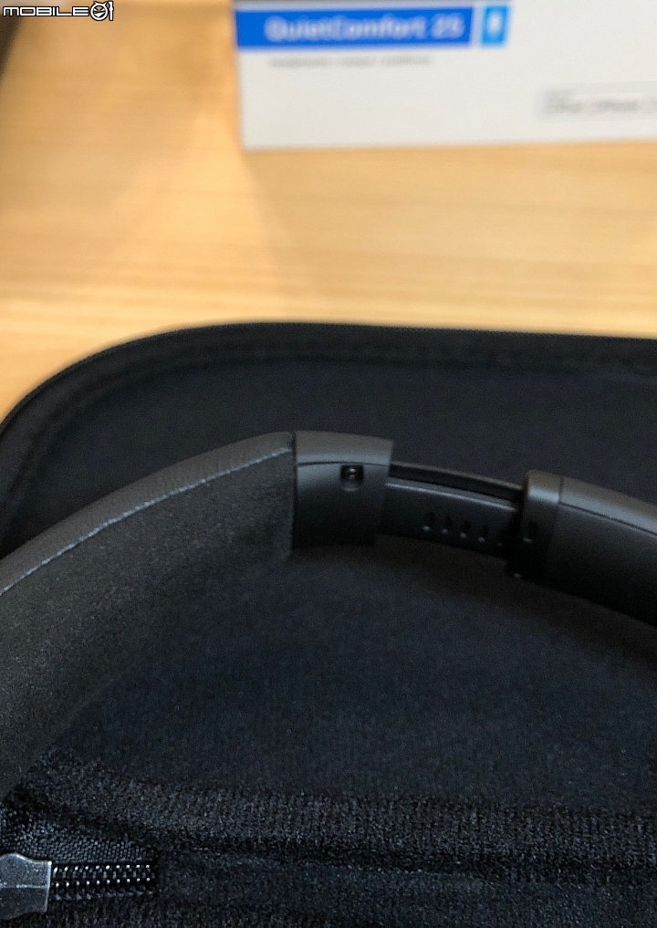 冷飯熱炒 - BOSE QC25黑金限量版抗噪耳機開箱分享