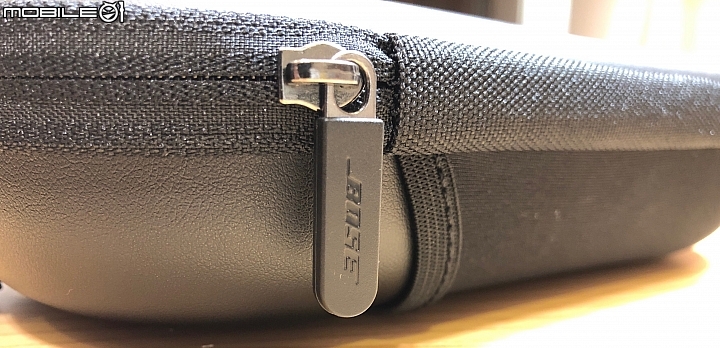 冷飯熱炒 - BOSE QC25黑金限量版抗噪耳機開箱分享