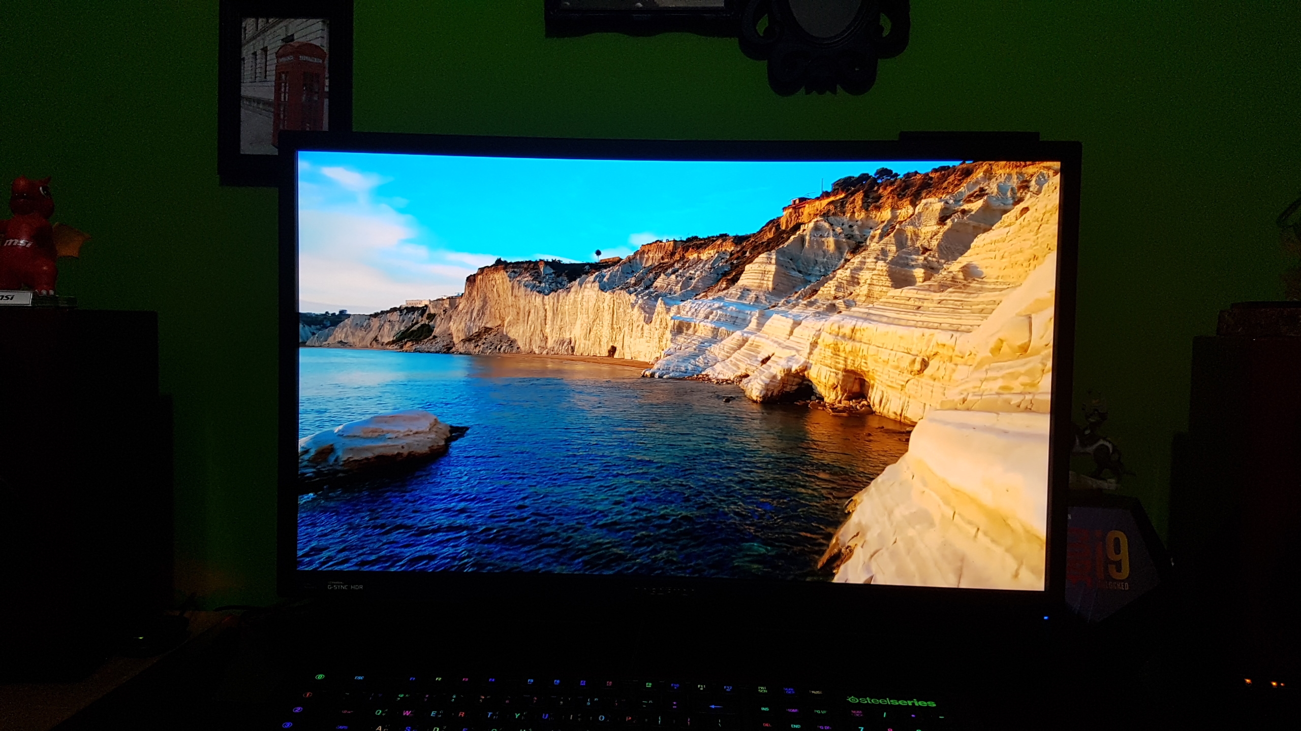 ACER predator x27 Ips對比也能很讚的螢幕新年小開箱