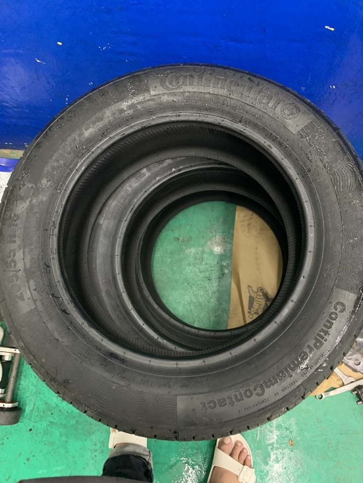 【不專業簡易開箱】換新鞋~~馬牌Continental CPC5 205/55/R16/91V