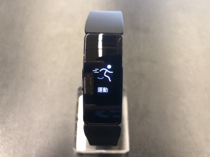 【開箱】Fitbit Inspire HR 時尚輕量手環 (內含開箱影片)