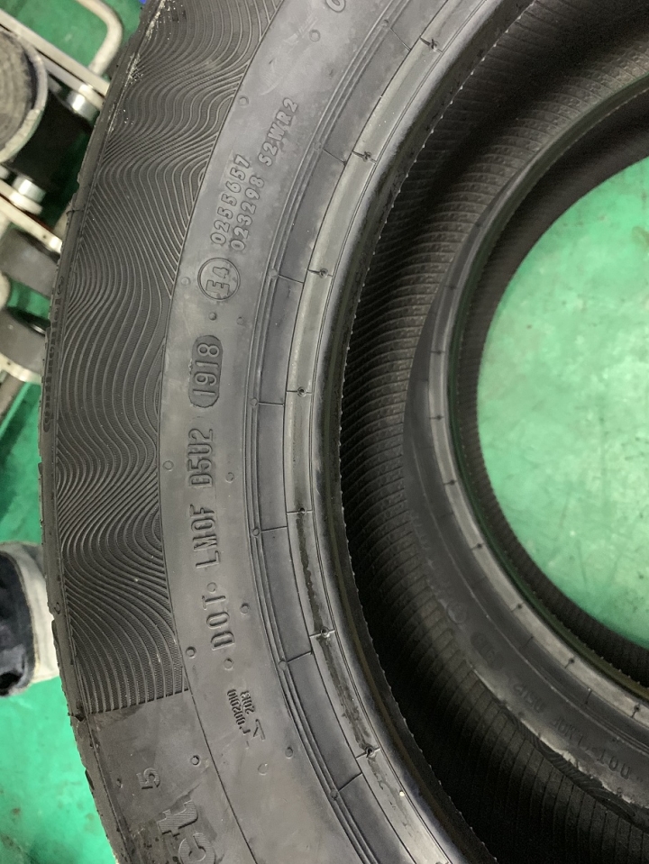 【不專業簡易開箱】換新鞋~~馬牌Continental CPC5 205/55/R16/91V