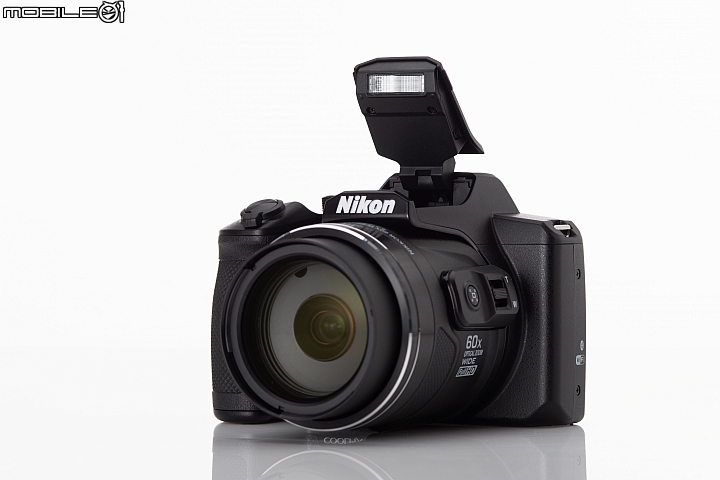 Nikon Coolpix B600 輕巧高倍變焦的新選擇！