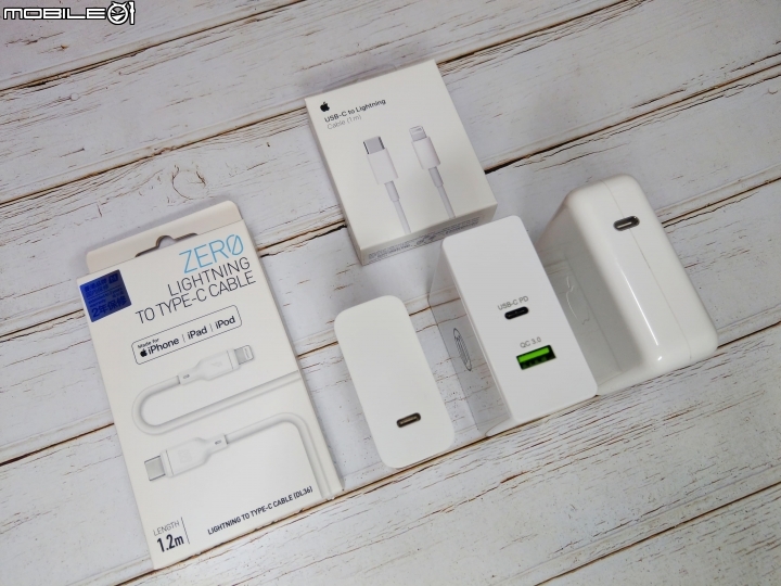 iPhone PD快充線開箱實測 - Momax Type-C to Lightning 充電線