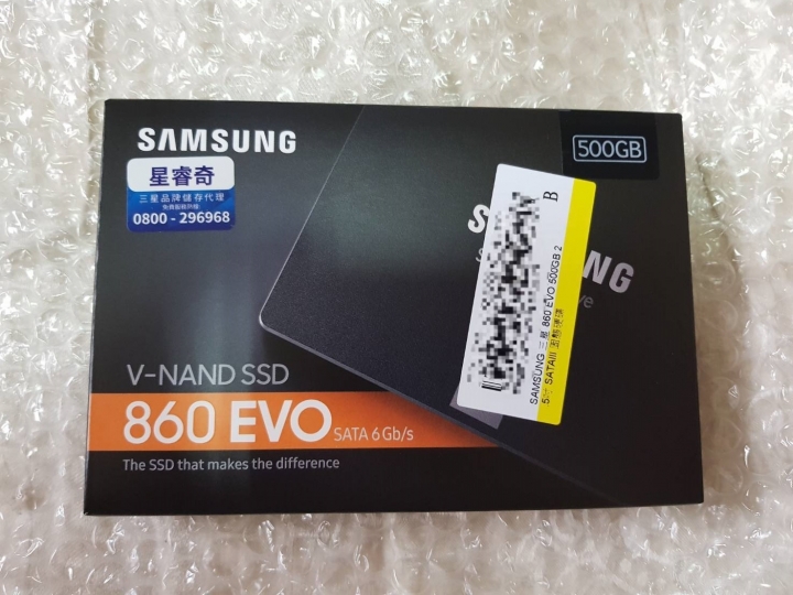 不專業 開箱三星SSD 860 EVO