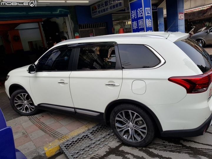 16年outlander第一次換胎 Dunlop SP SPORT MAXX 050+(SUV)心得分享