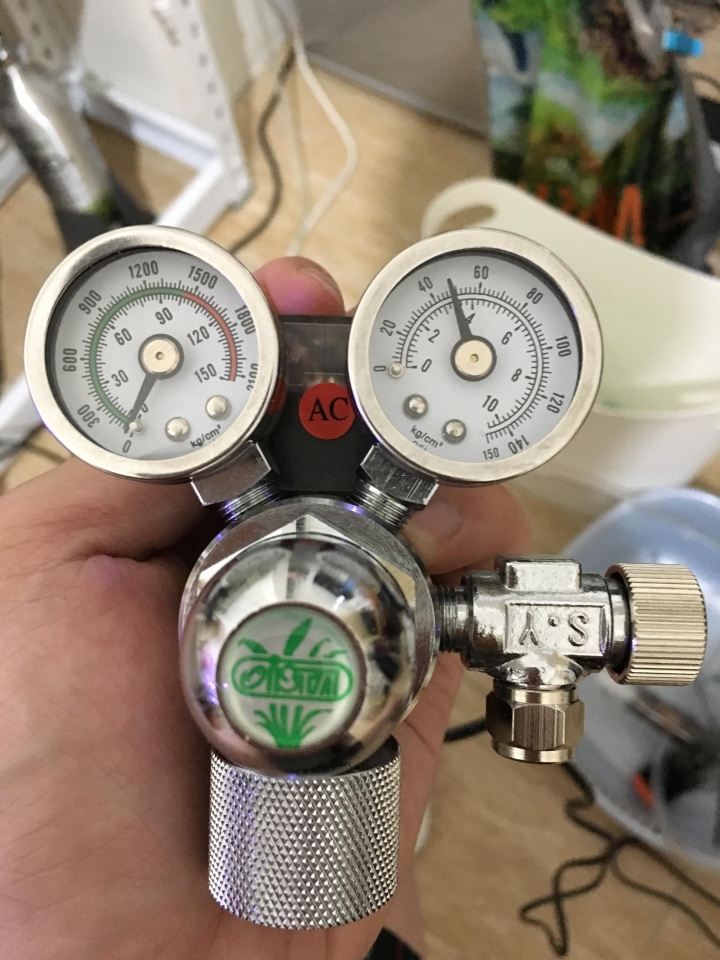 co2雙表電磁閥怪怪的
