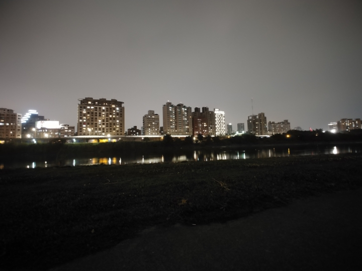 LG V40 vs V30+ 實拍比較
