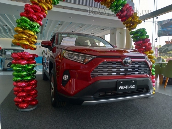 RAV4五代線上賞車90p