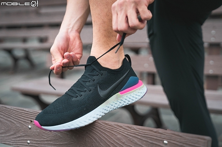 延續輕盈回彈血脈  全民跑鞋Nike Epic REACT Flyknit 2實鞋開箱分享