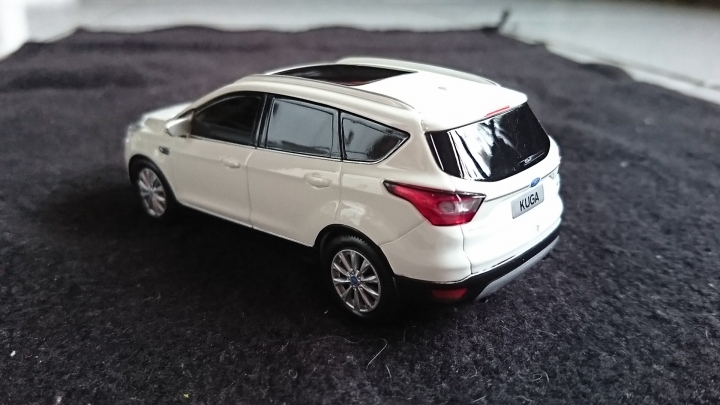 我的第二台小白 kuga 開箱