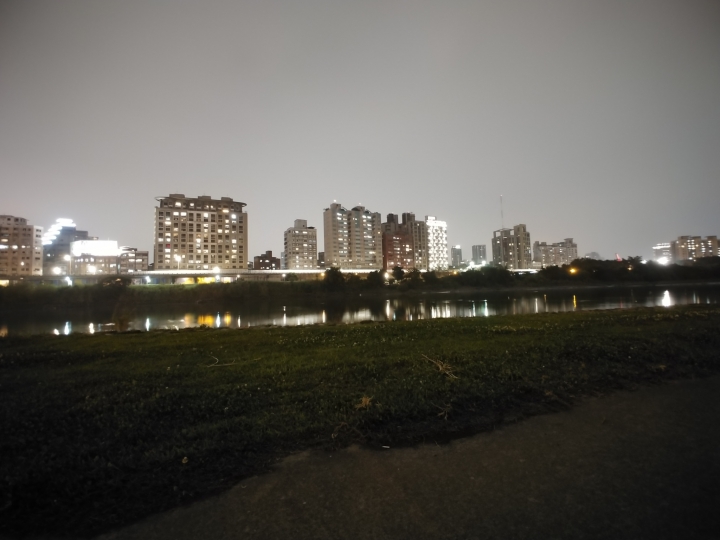 LG V40 vs V30+ 實拍比較