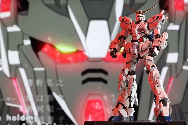 台場 獨角獸鋼彈 RG 1/144 LED限量版 BANDAI 萬代 THE GUNDAM BASE LIMITED RX-0 UCINORN GUNDAM 開箱痛心組裝