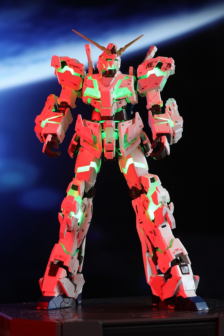 台場 獨角獸鋼彈 RG 1/144 LED限量版 BANDAI 萬代 THE GUNDAM BASE LIMITED RX-0 UCINORN GUNDAM 開箱痛心組裝