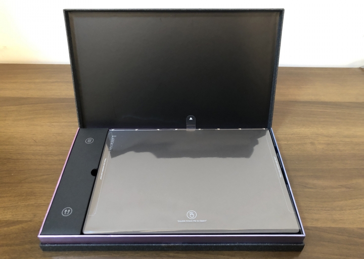 lenovo Yoga Book C930開箱文 (同時擁有筆電,平板,電子書等功能)