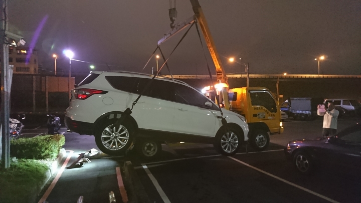 我的第二台小白 kuga 開箱