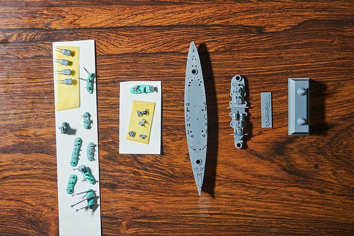 【艦船】鷹翔1:2000 俾斯麥、鐵必制 - 開箱.製作.完成集 ~~~~圖多~~~~