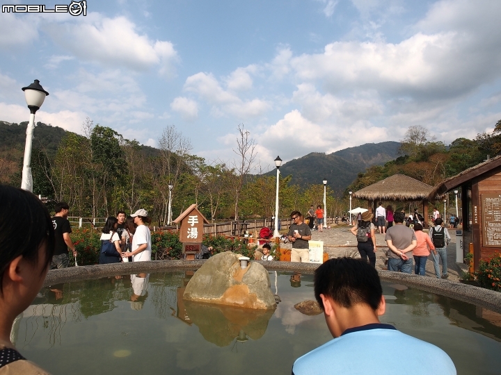 高雄 六龜 寶來花賞溫泉公園 — 只有手湯、足湯的深山秘境，可惜了!