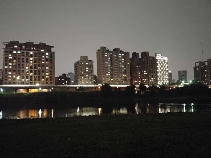 LG V40 vs V30+ 實拍比較