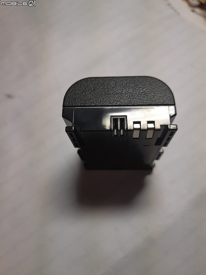 不用600元 Canon LP-E6 副廠電池自己做
